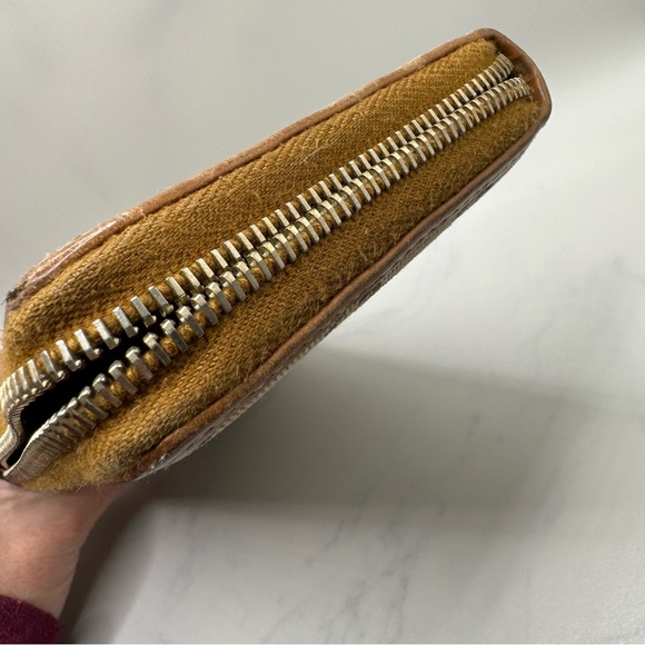 Gucci Canvas Long zip wallet with leather strap - Picture 7 of 8